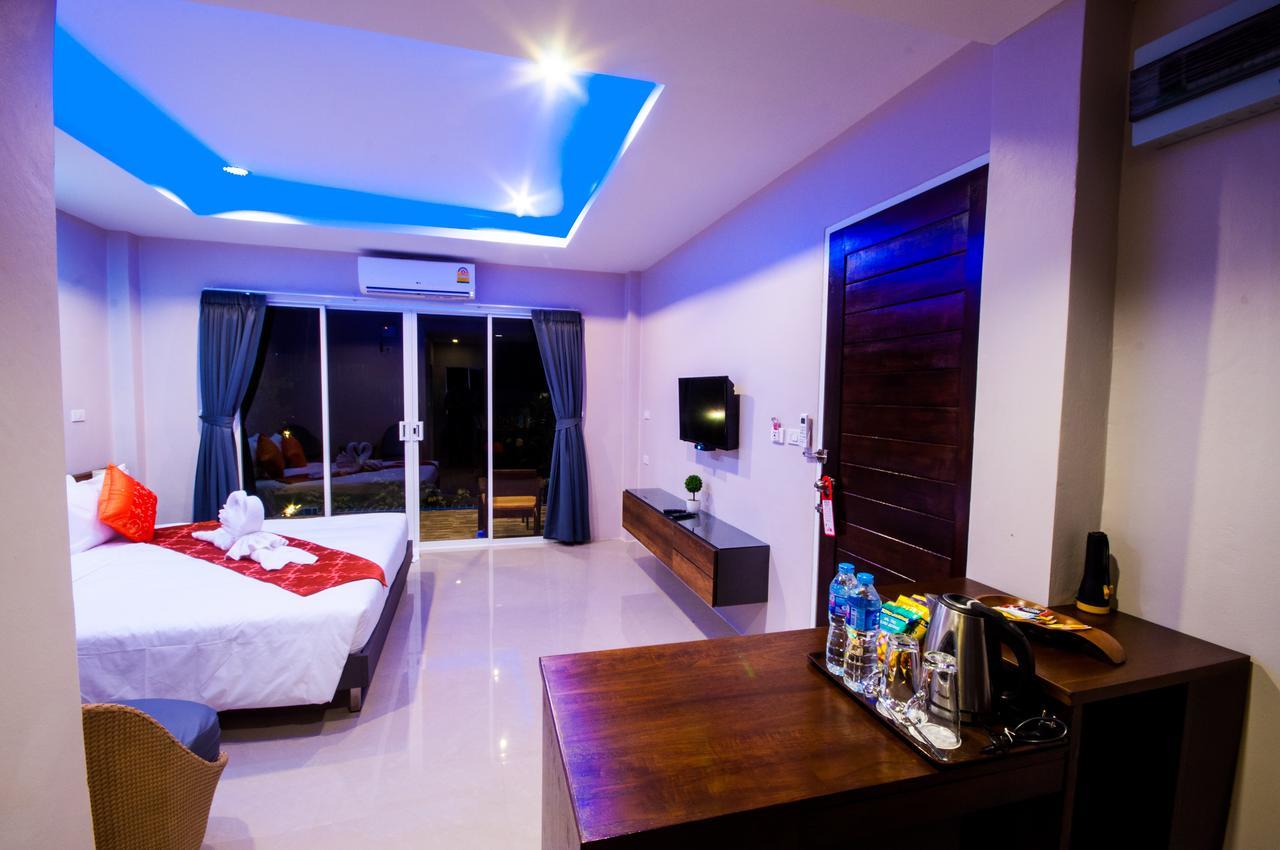 ชมพู รีสอร์ต เขาหลัก Hotel ภายนอก รูปภาพ